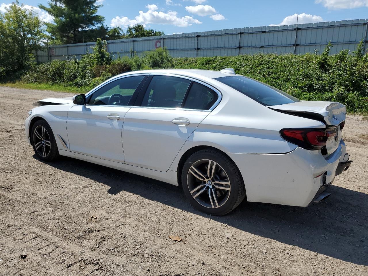 2021 BMW 540 Xi - Фото 2