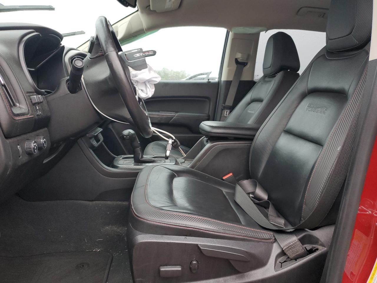 2019 GMC Canyon All Terrain - Image 7