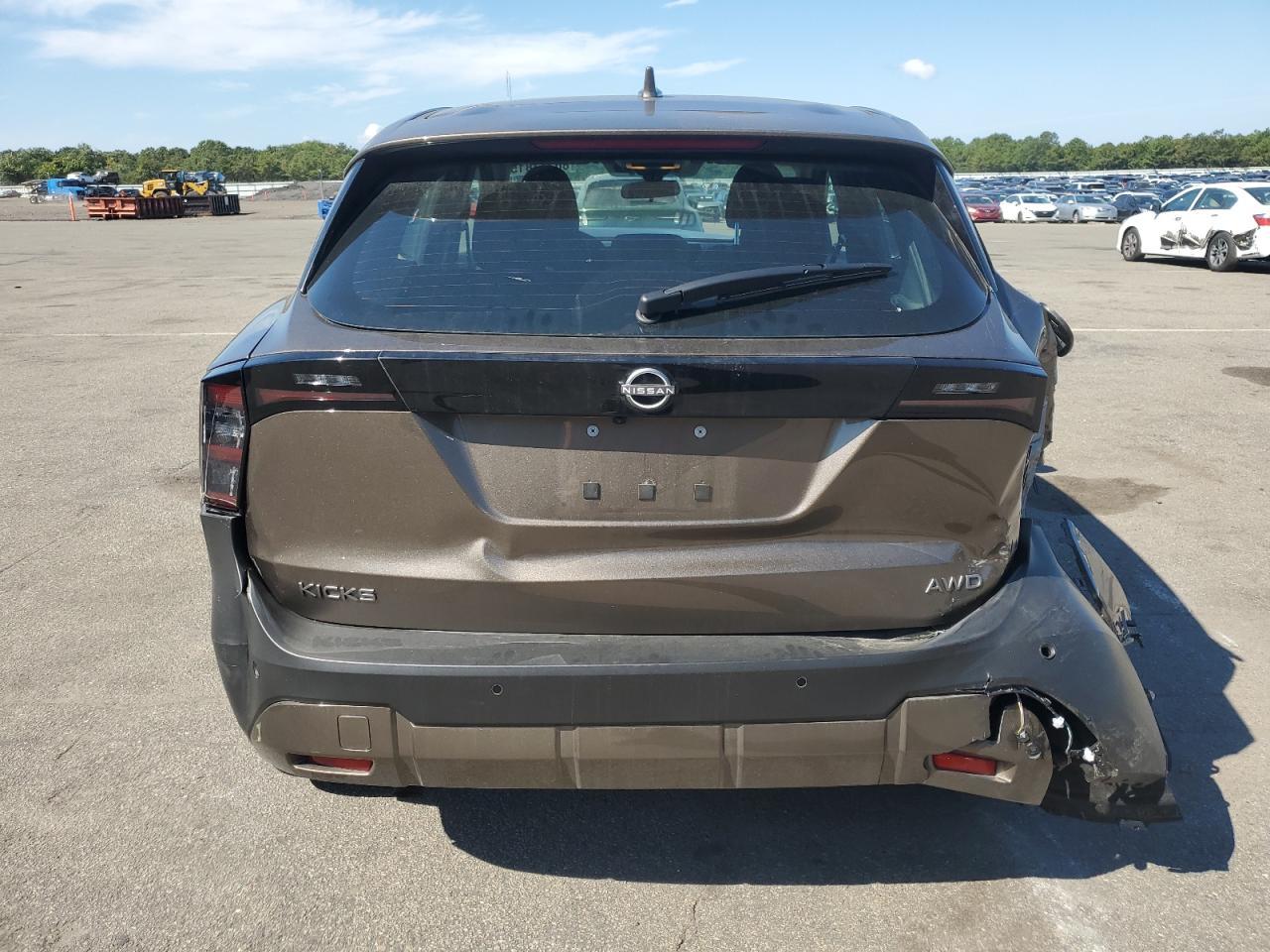 2025 Nissan Kicks S - Фото 6