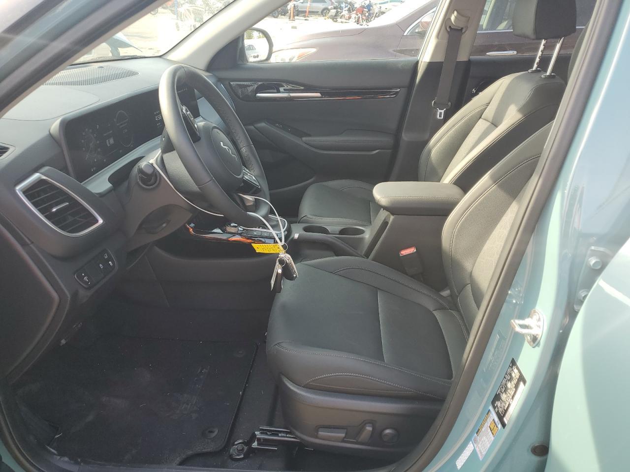 2025 Kia Seltos Ex - Image 7