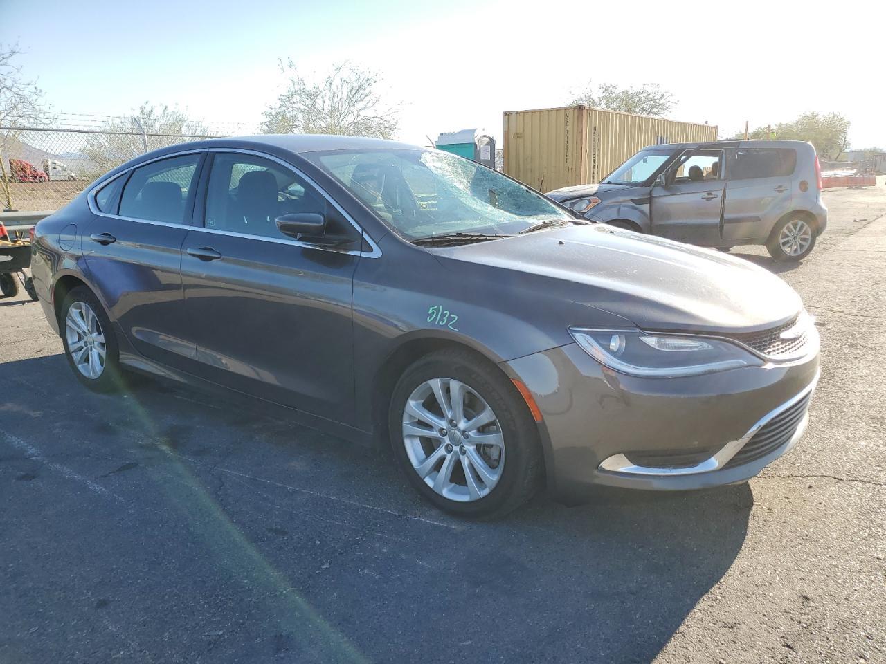 2015 Chrysler 200 Limited - Image 4