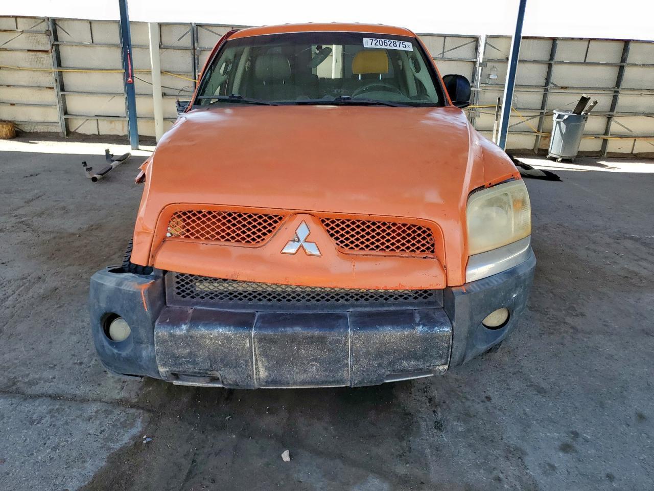 2006 Mitsubishi Raider Durocross - Фото 5