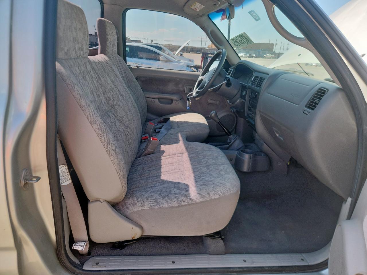 2002 Toyota Tacoma - Image 7