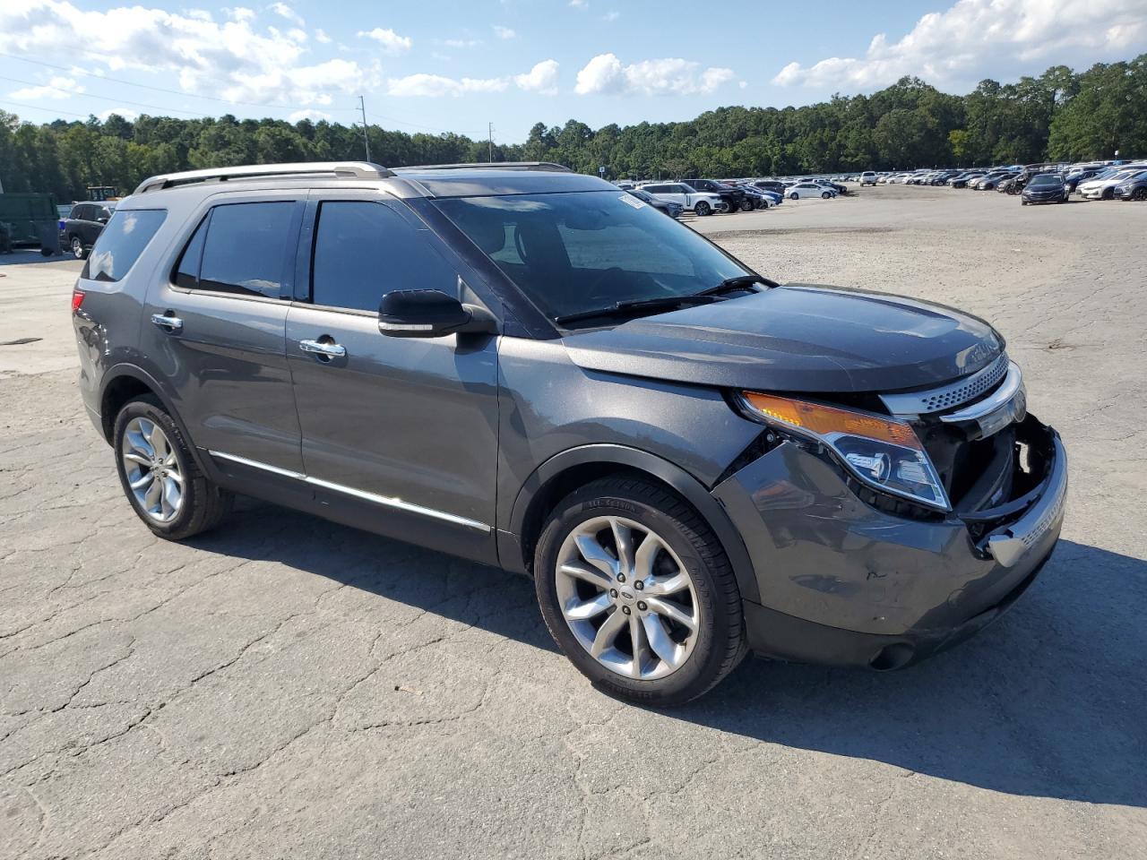 2015 Ford Explorer Xlt - Фото 4