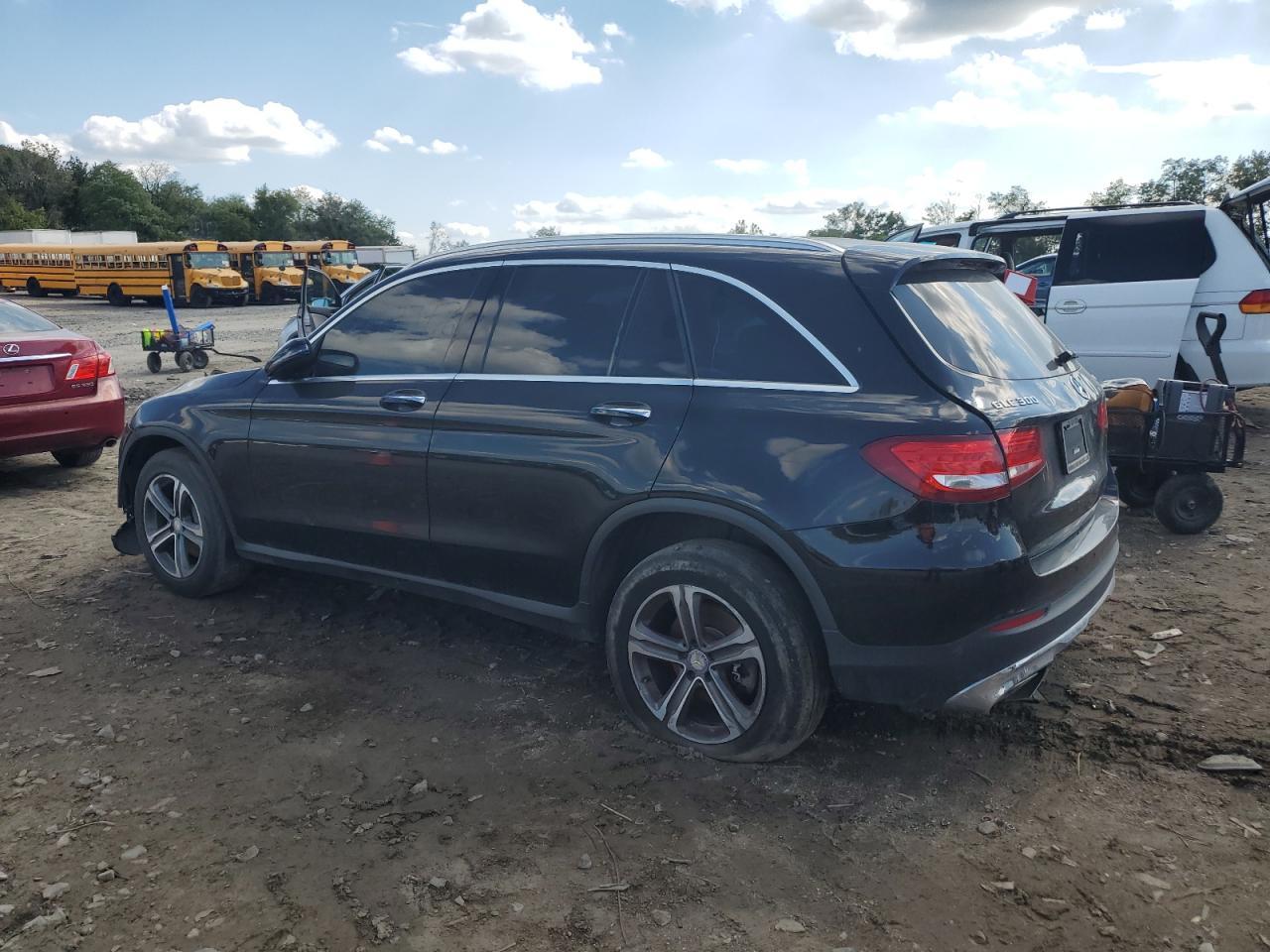 2016 Mercedes-Benz Glc 300 4Matic - Фото 2