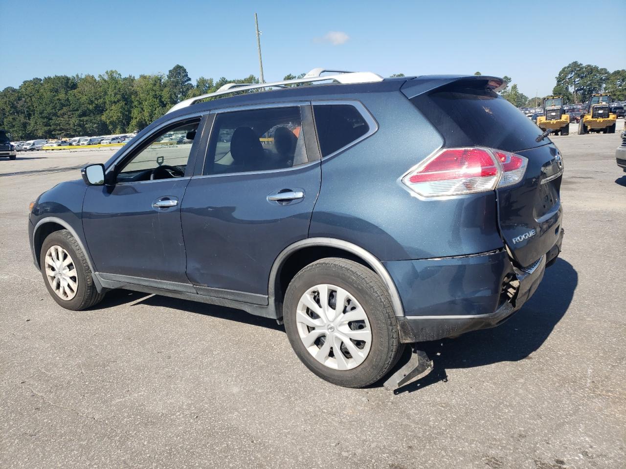 2016 Nissan Rogue S - Фото 2