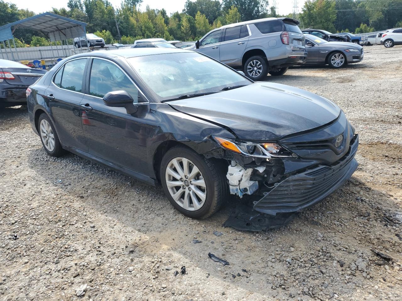 2018 Toyota Camry L - Image 4