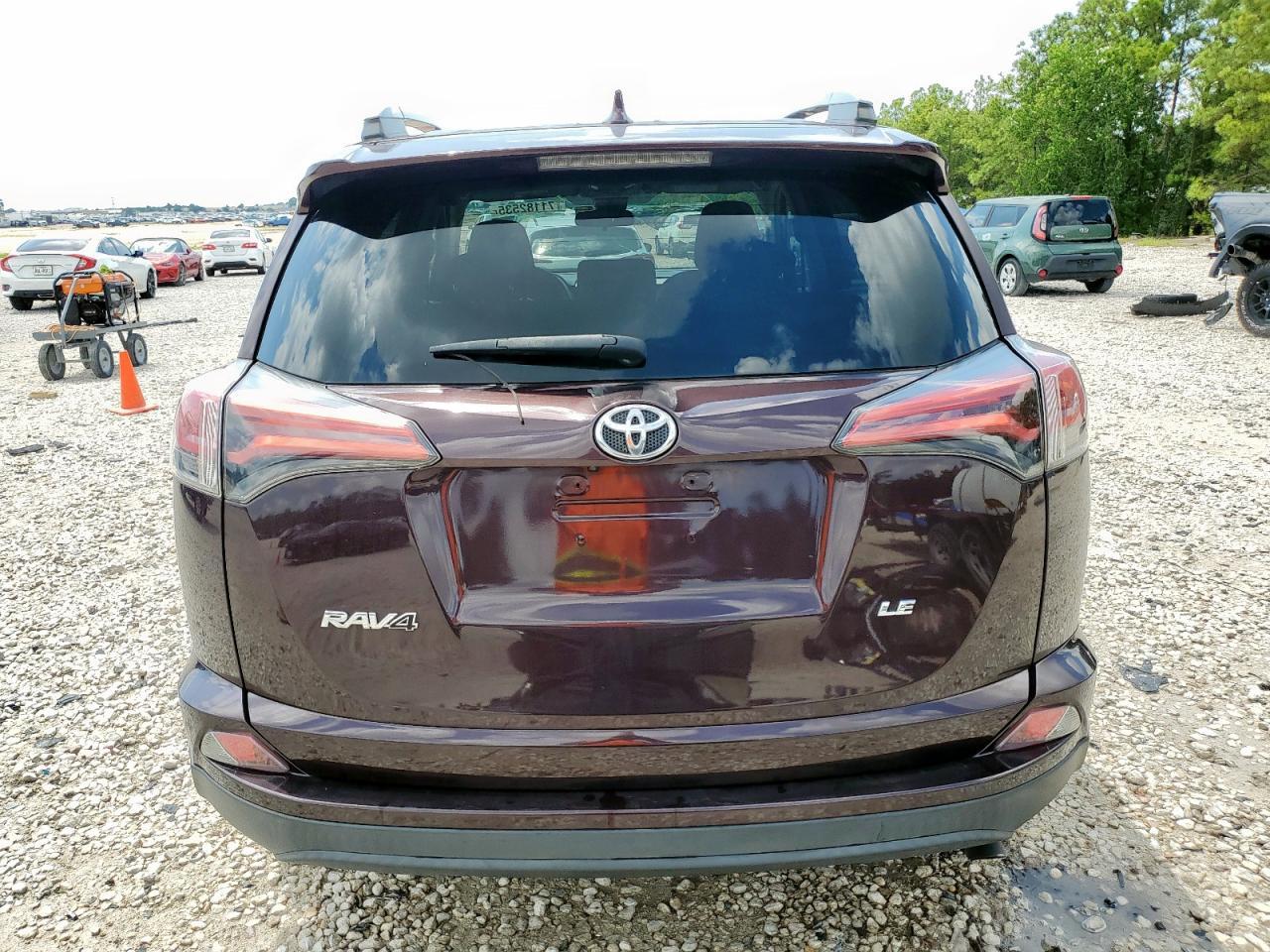 2018 Toyota Rav4 Le - Фото 6