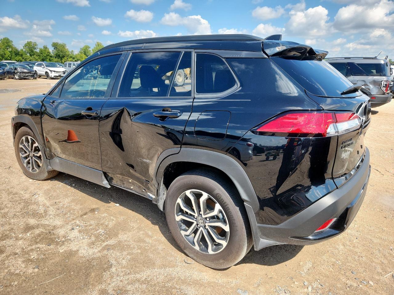 2024 Toyota Corolla Cross Se - Фото 2