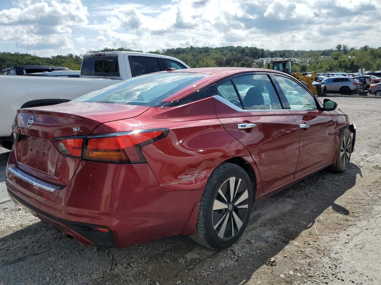 2020 Nissan Altima Sl - Фото 3