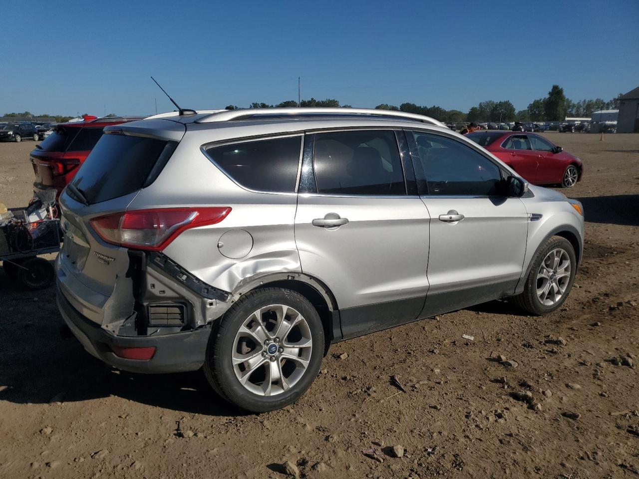 2016 Ford Escape Titanium - Image 3