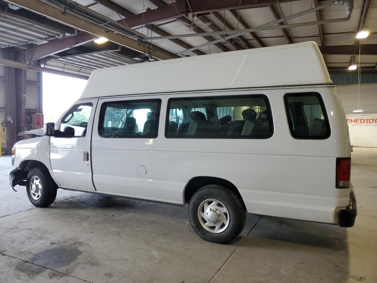 2014 Ford Econoline E150 Van - Image 2