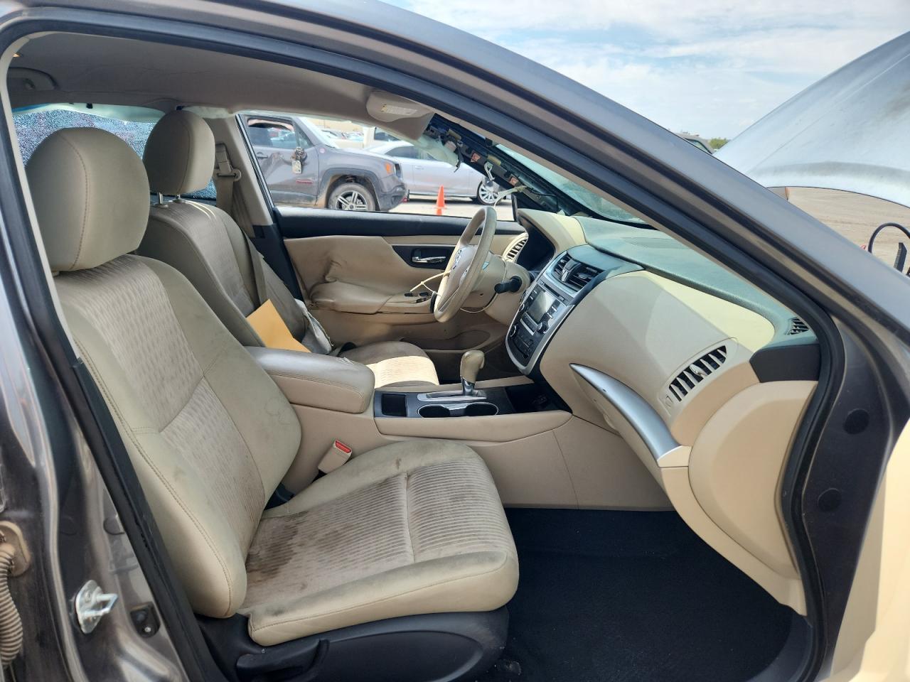 2016 Nissan Altima 2.5 - Image 7