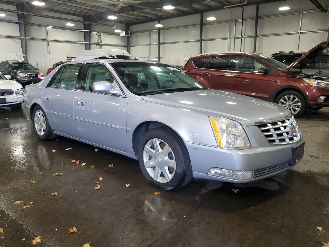 2006 Cadillac Dts - Image 4