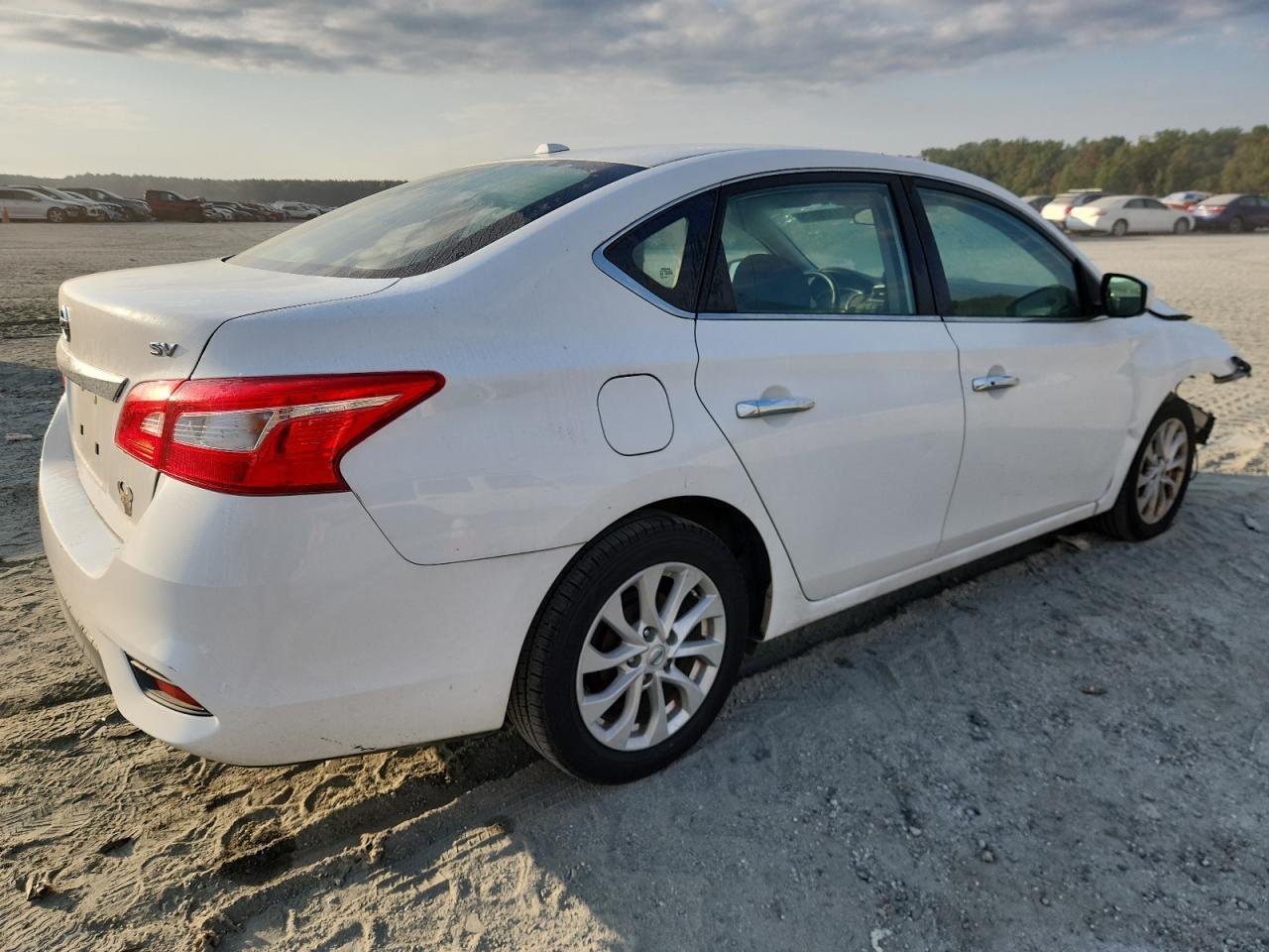 2019 Nissan Sentra S - Фото 3