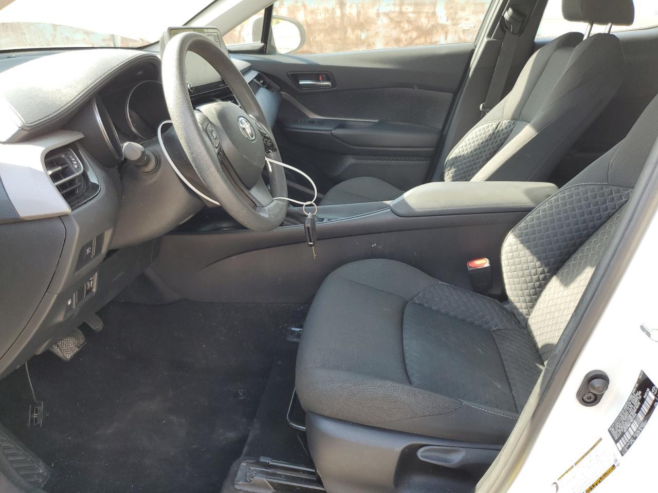 2021 Toyota C-Hr Xle - Фото 7