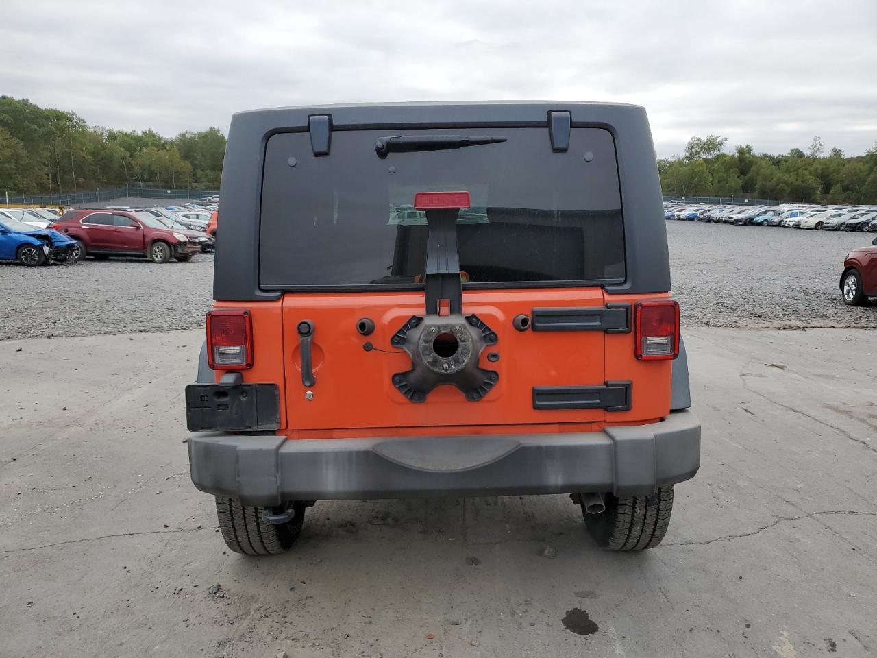 2015 Jeep Wrangler Sport - Фото 6