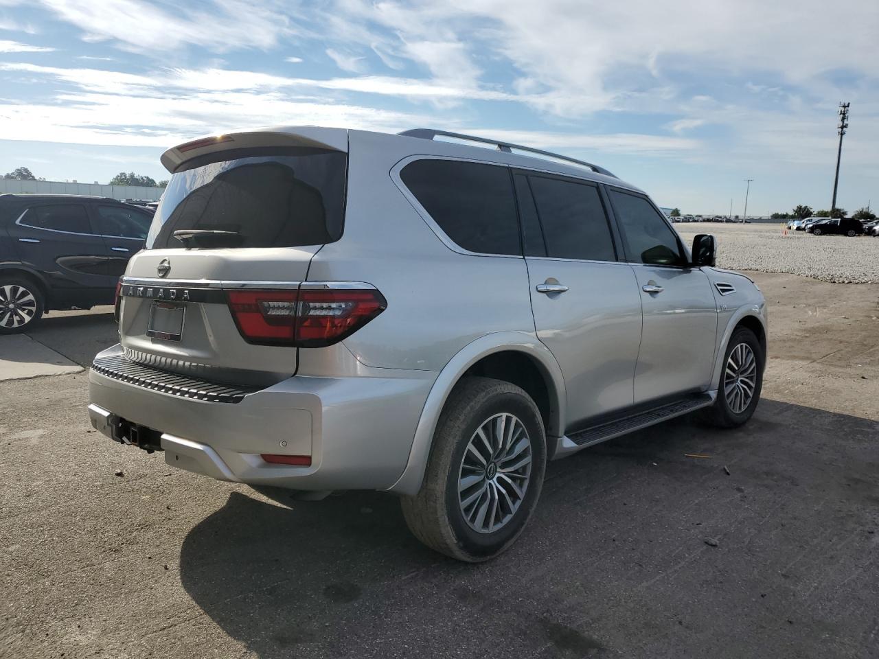 2021 Nissan Armada Sl - Фото 3