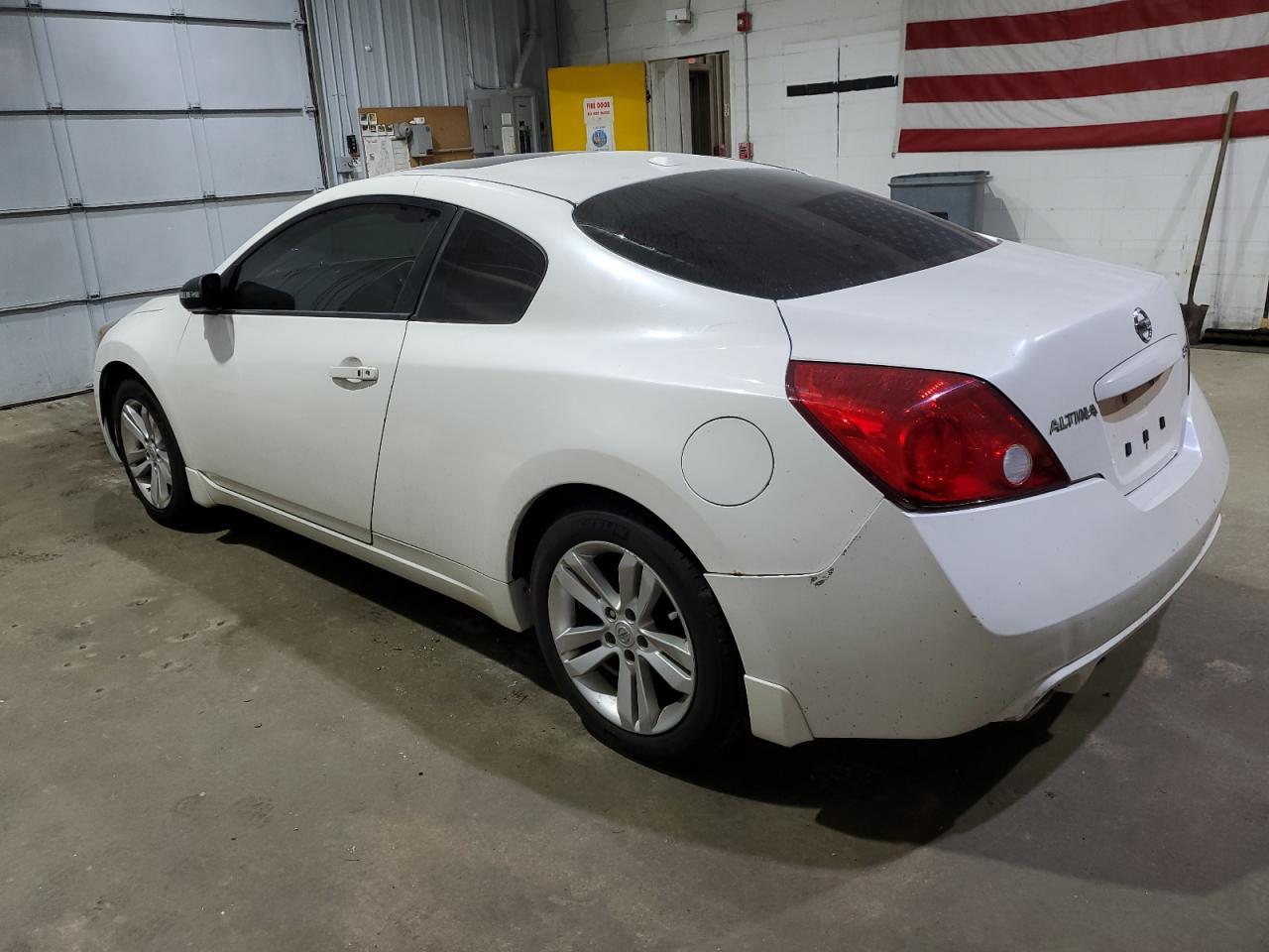 2010 Nissan Altima S - Фото 2