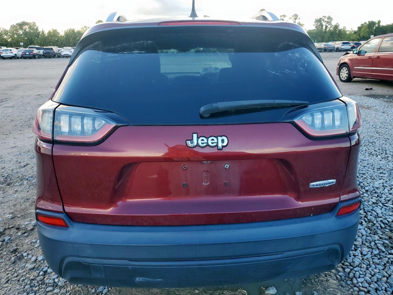 2019 Jeep Cherokee Latitude Plus - Фото 6