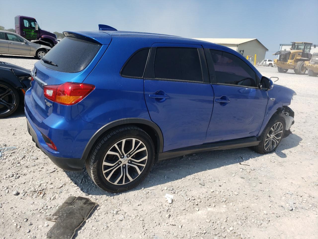 2019 Mitsubishi Outlander Sport Es - Фото 3