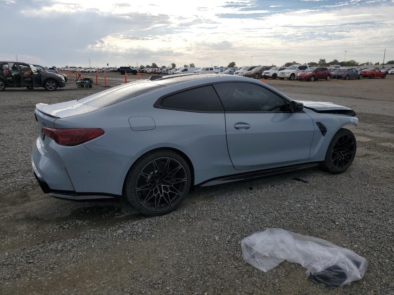 2025 BMW M4 Competition - Фото 3
