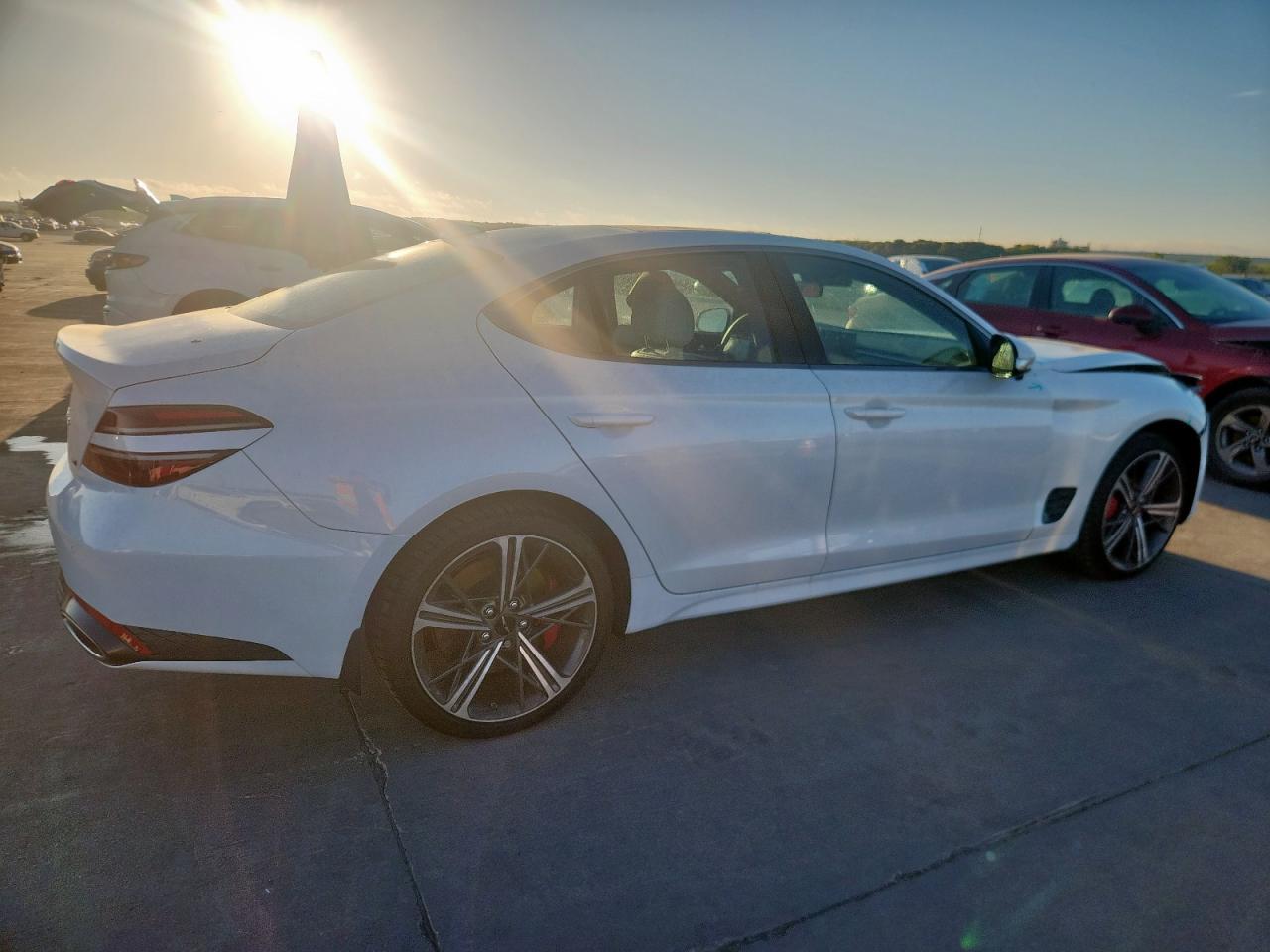 2025 Genesis G70 Sport Advanced - Фото 3