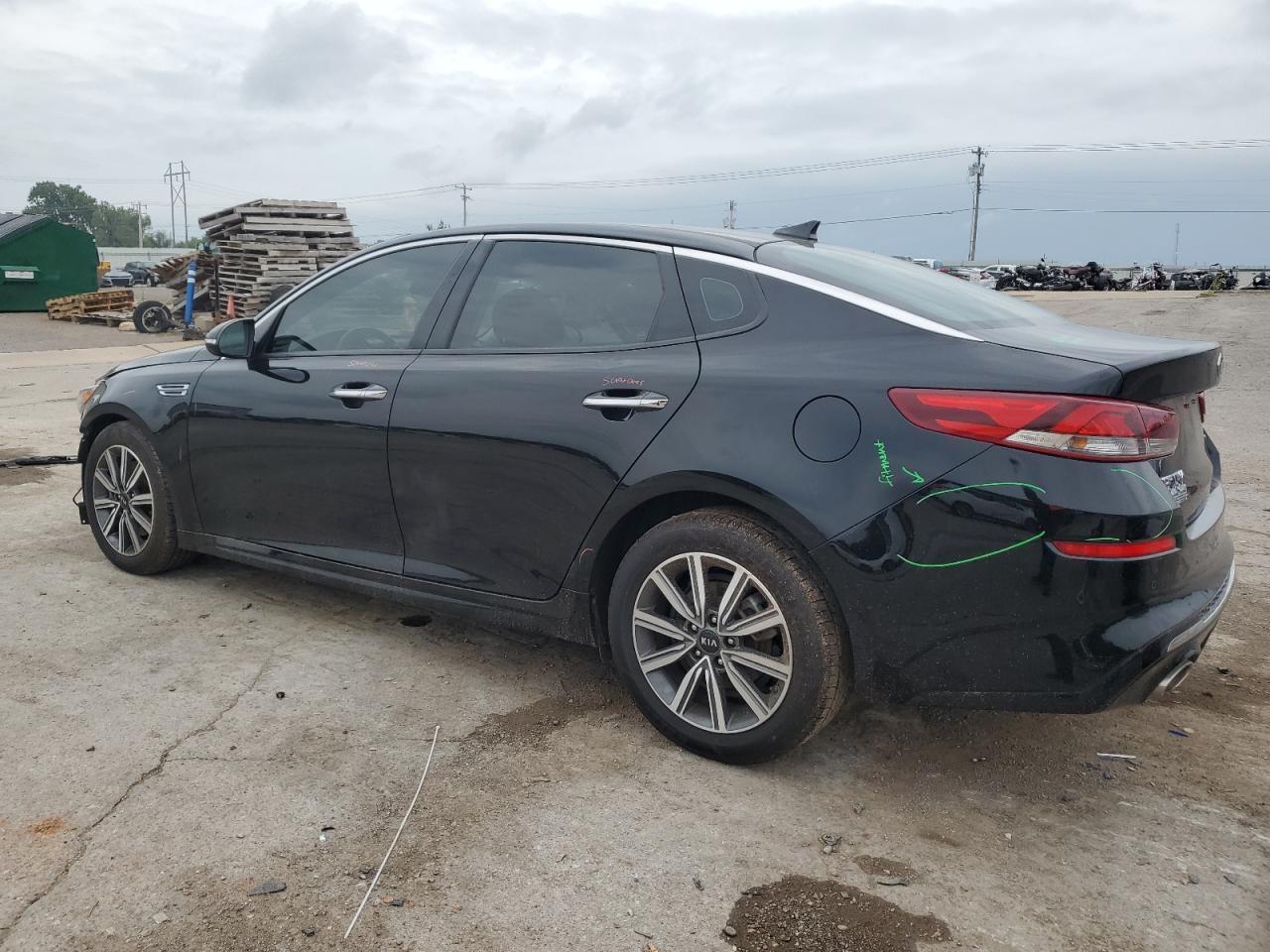 2020 Kia Optima Ex - Image 2