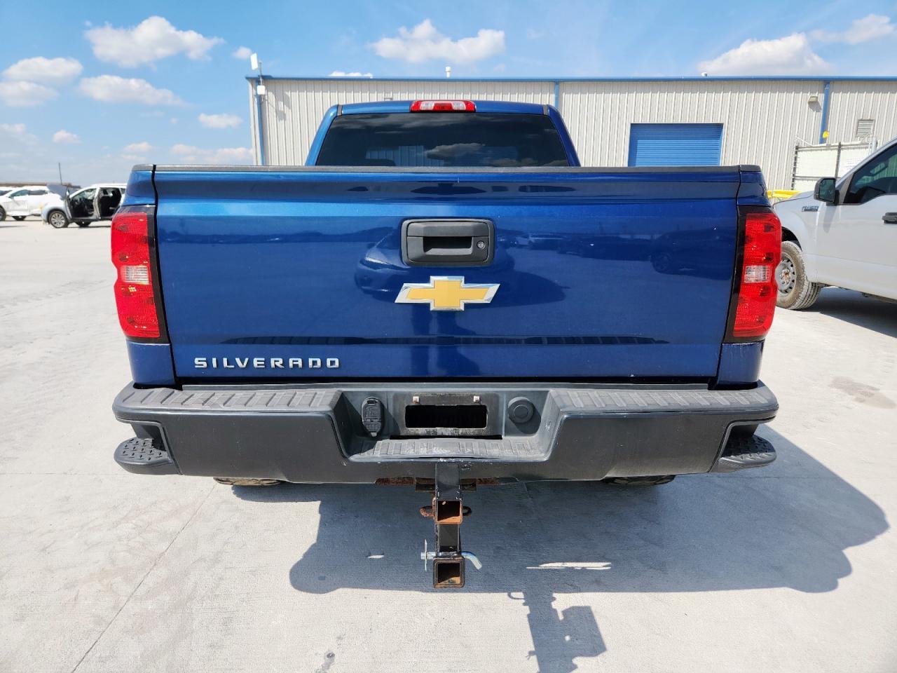 2017 Chevrolet Silverado C1500 - Фото 6
