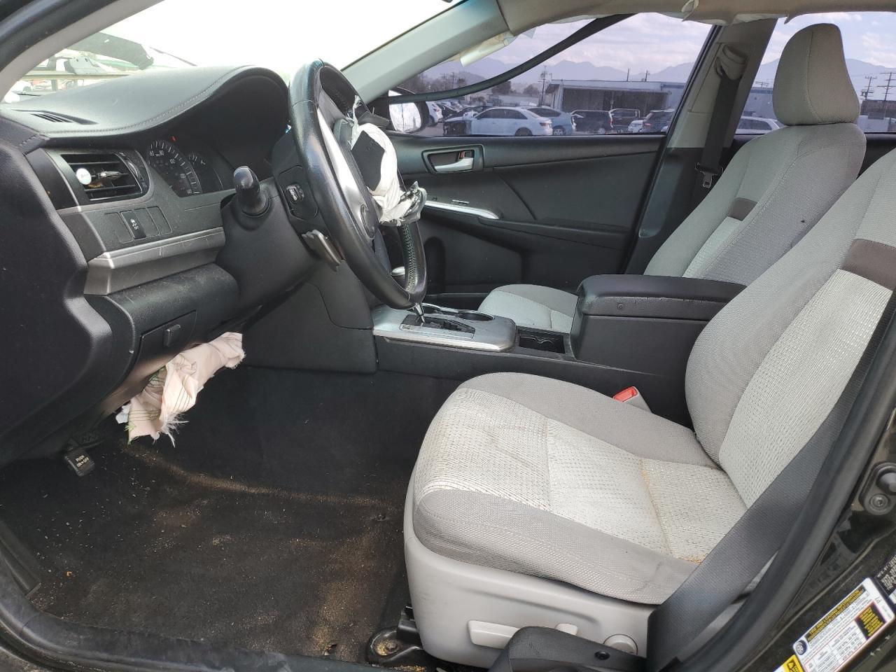 2014 Toyota Camry L - Фото 7