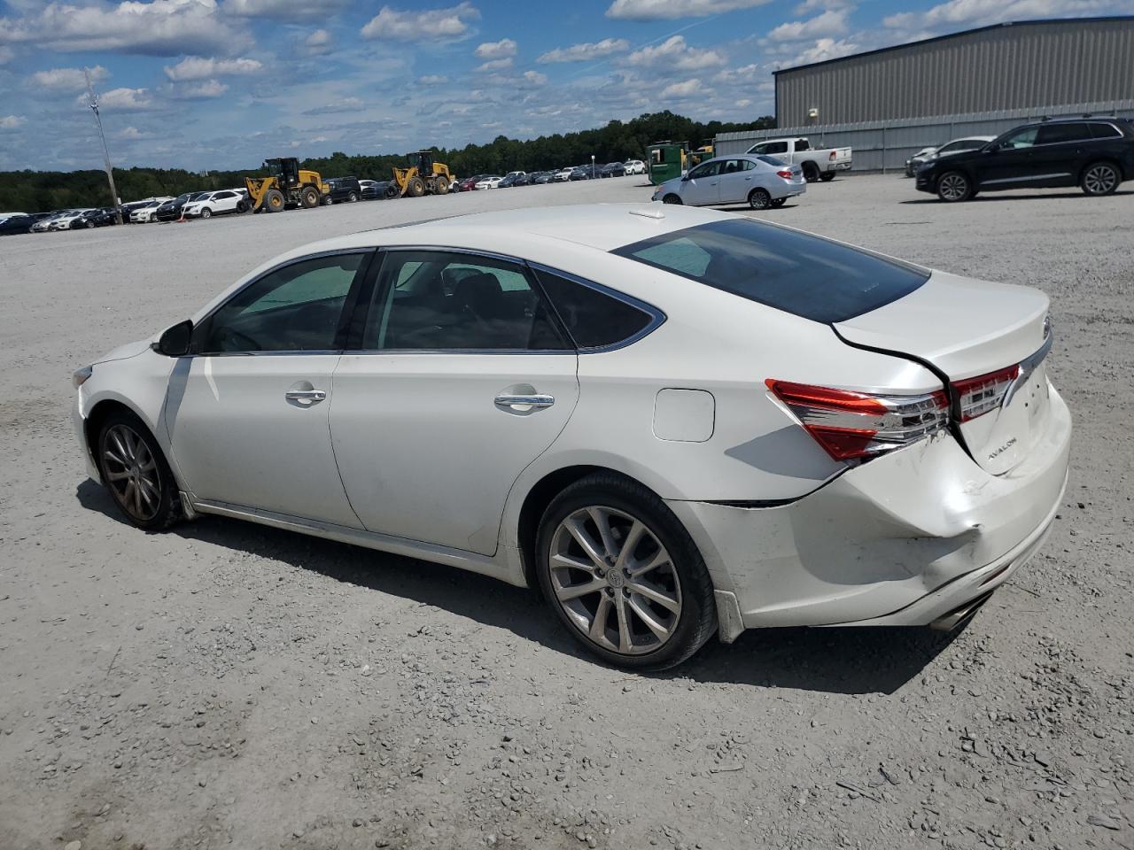 2015 Toyota Avalon Xle - Фото 2