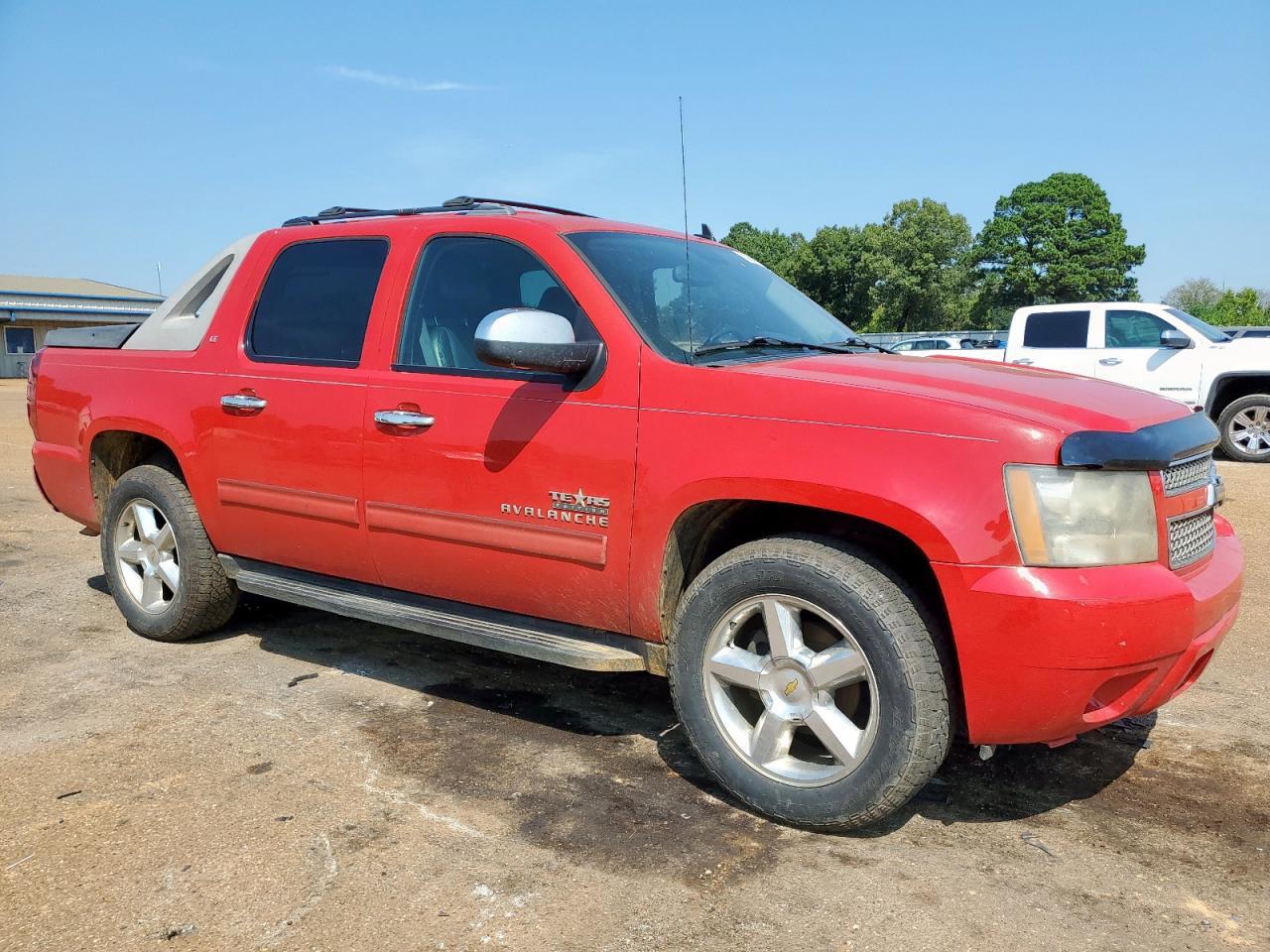 2011 Chevrolet Avalanche Lt - Фото 4