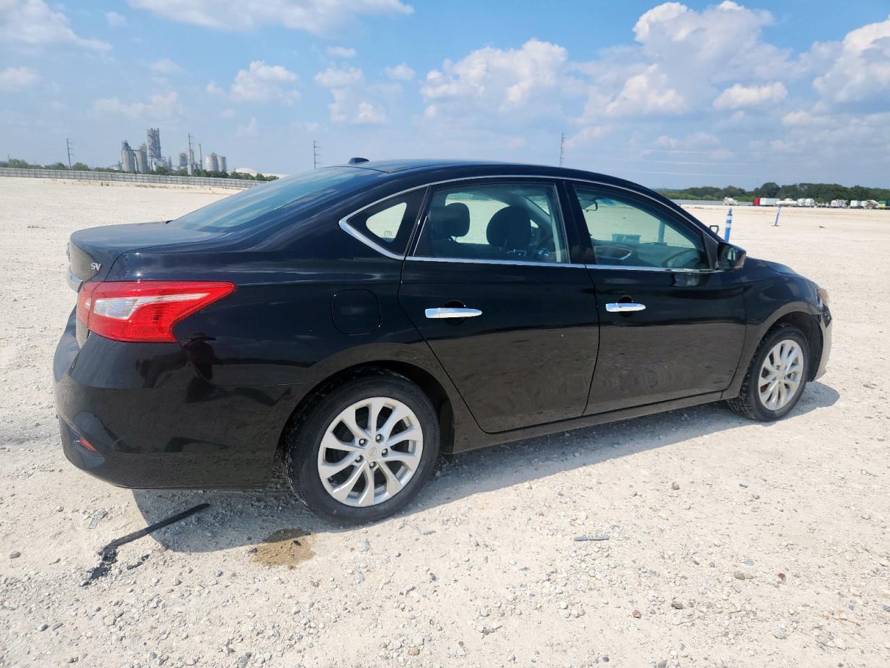 2019 Nissan Sentra S - Фото 3