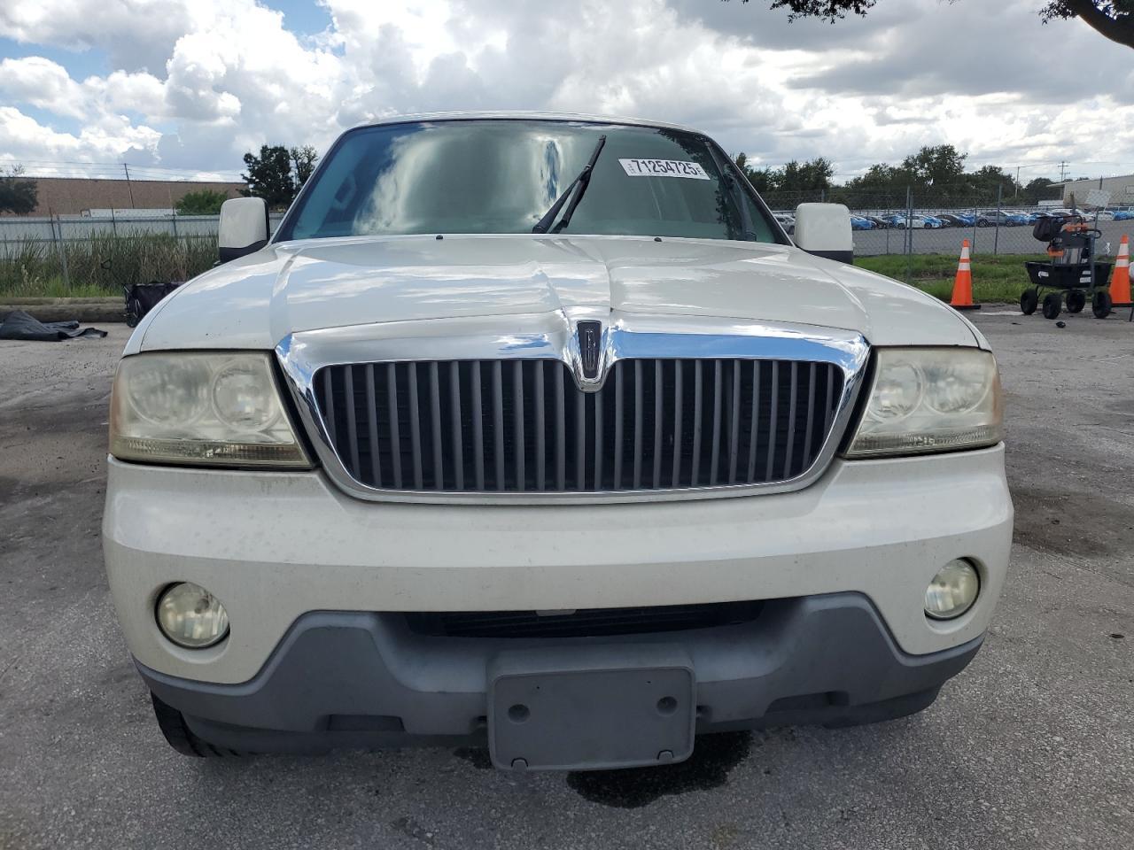 2004 Lincoln Aviator - Image 5