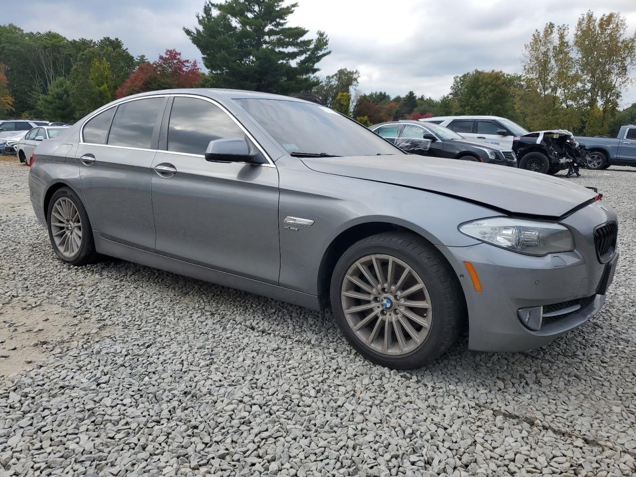2012 BMW 535 Xi - Image 4