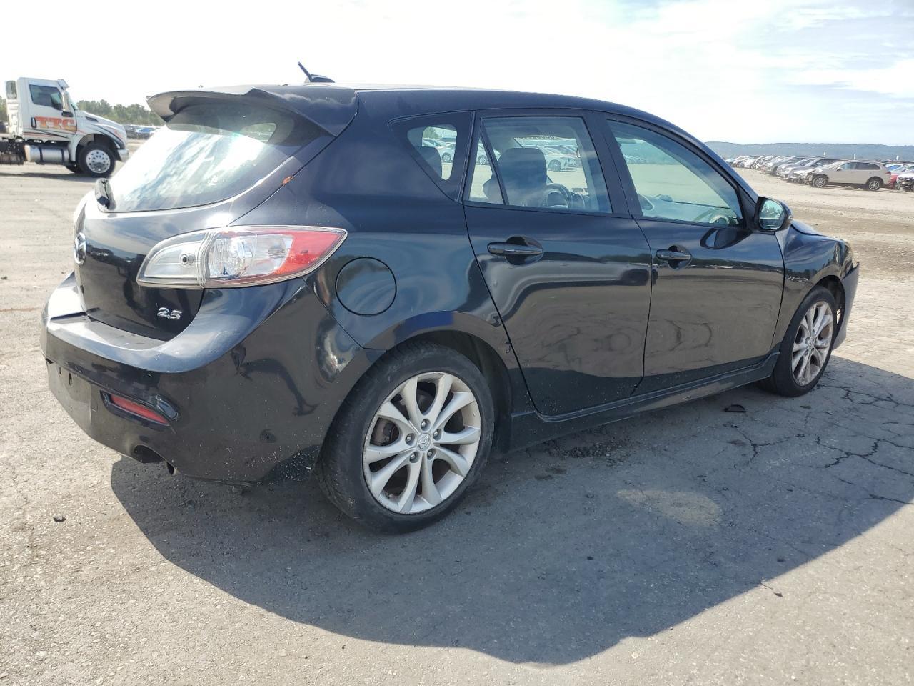 2011 Mazda 3 S - Фото 3