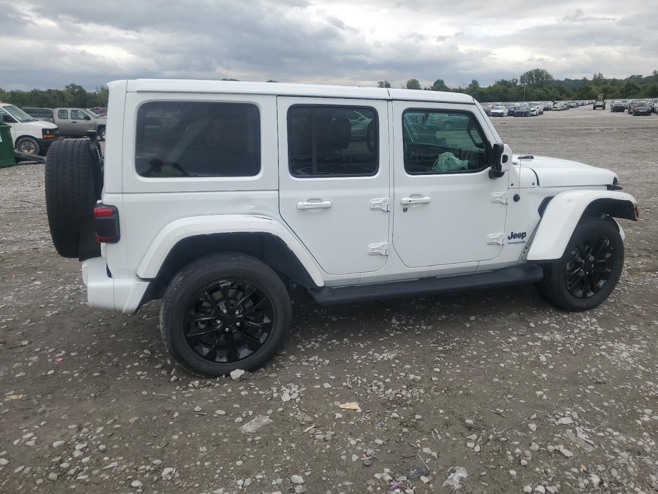 2021 Jeep Wrangler Unlimited Sahara 4Xe - Фото 3