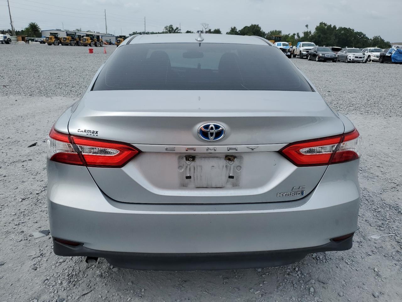 2018 Toyota Camry Le - Фото 6