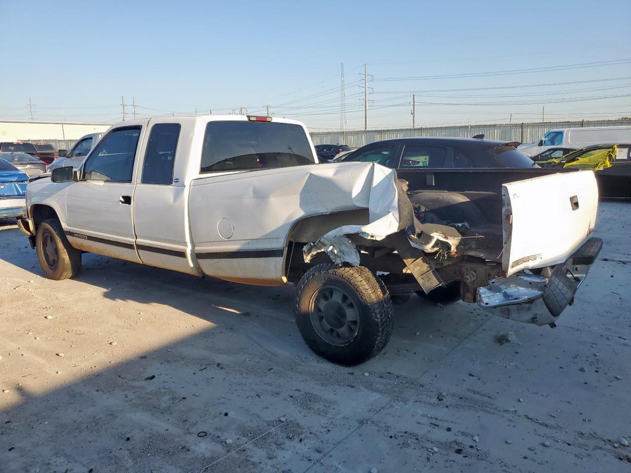 1997 GMC Sierra C1500 - Фото 2