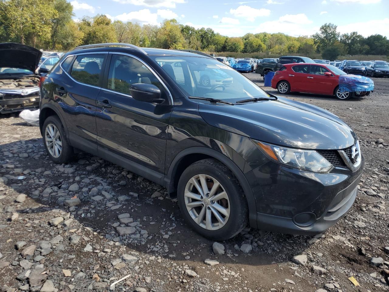 2017 Nissan Rogue Sport S - Фото 4