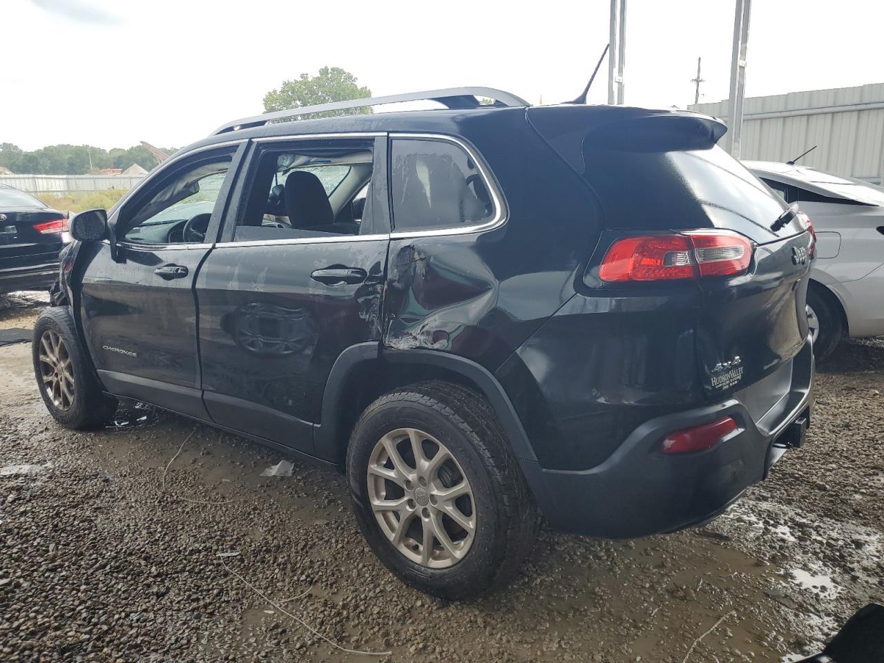 2014 Jeep Cherokee Latitude - Image 2