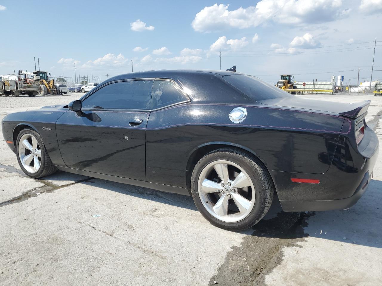 2017 Dodge Challenger R/T - Image 2