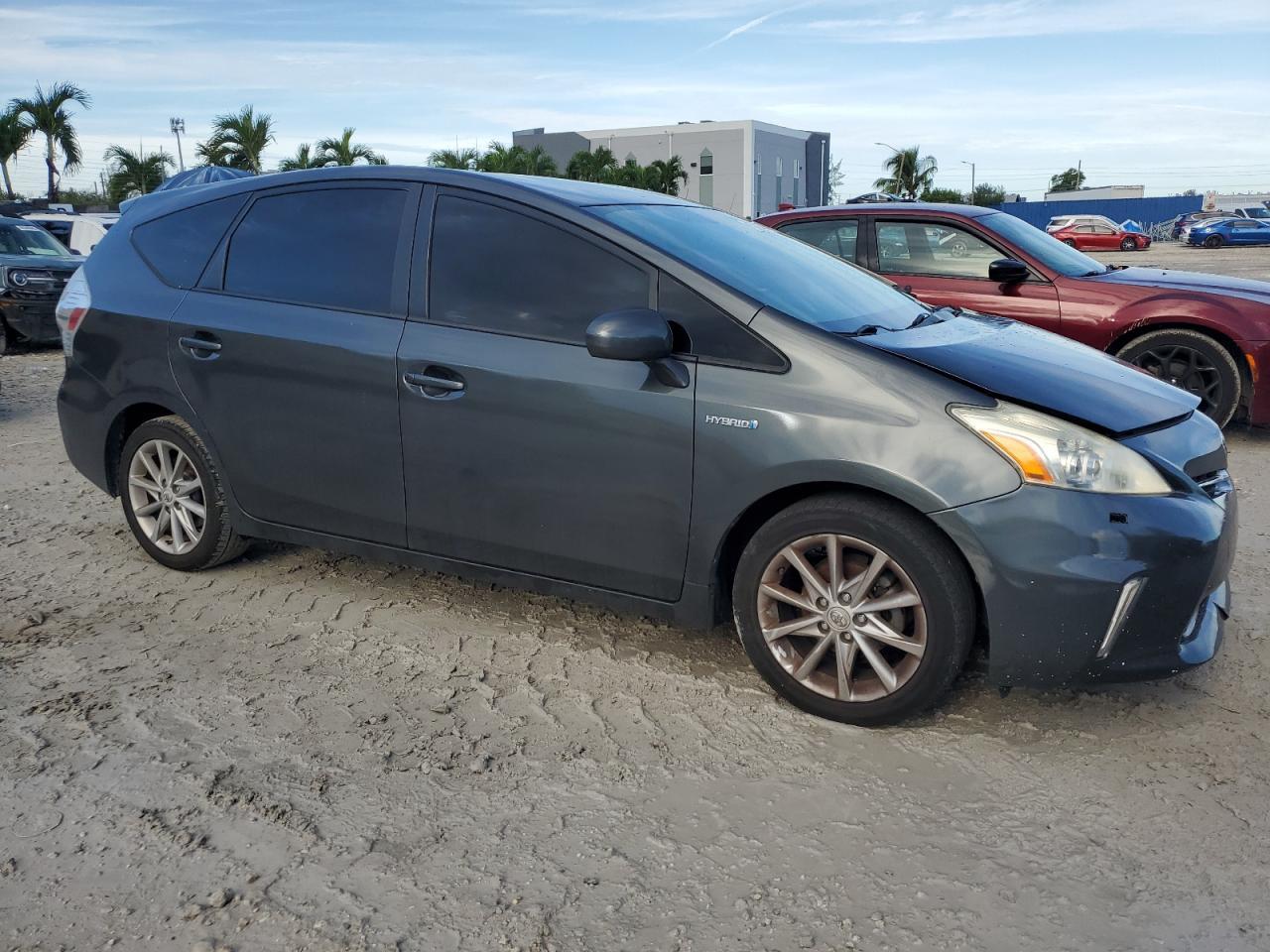 2012 Toyota Prius V - Фото 4