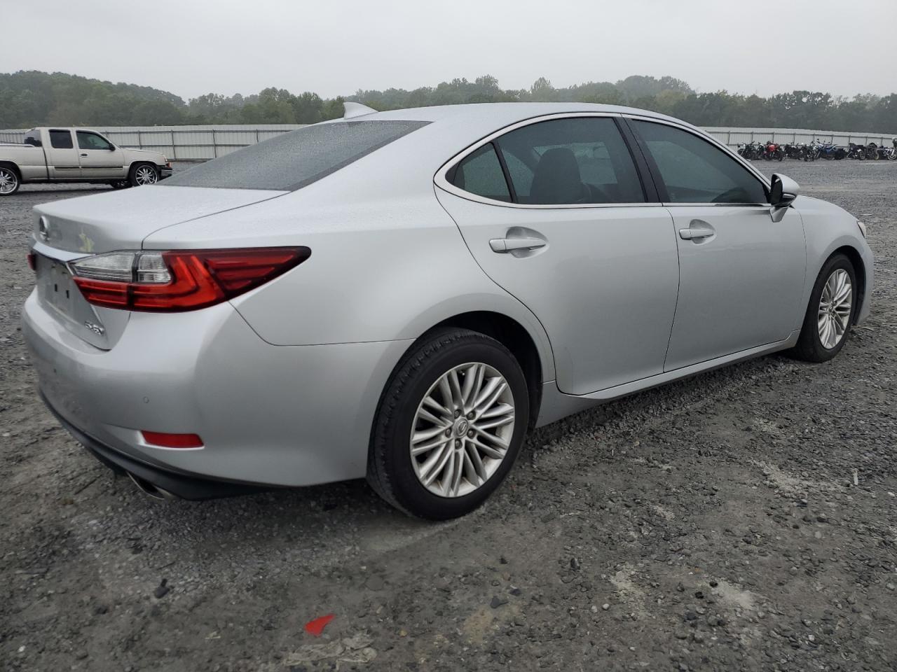 2017 Lexus Es 350 - Image 3