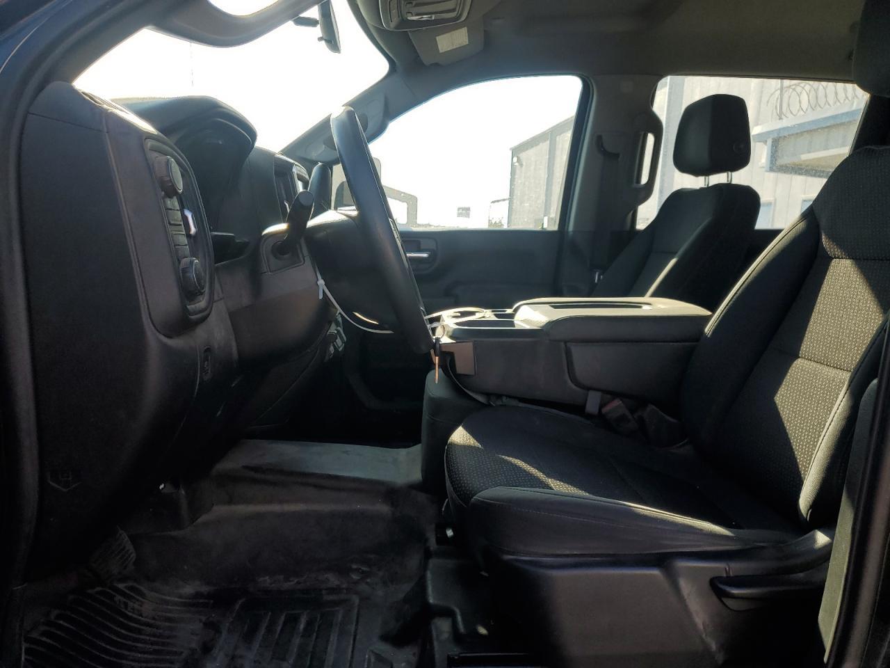 2020 Chevrolet Silverado K2500 Heavy Duty - Фото 7