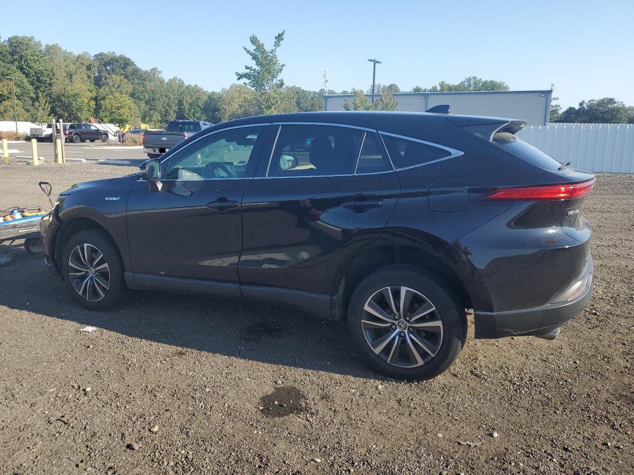 2021 Toyota Venza Le - Фото 2