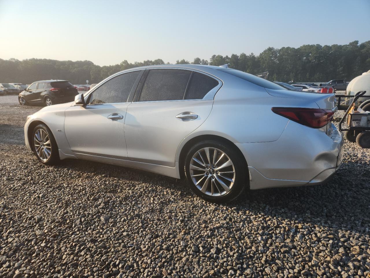 2018 Infiniti Q50 Luxe - Фото 2