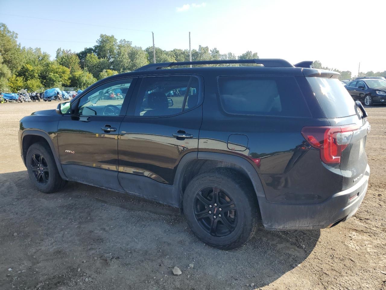 2022 GMC Acadia At4 - Фото 2