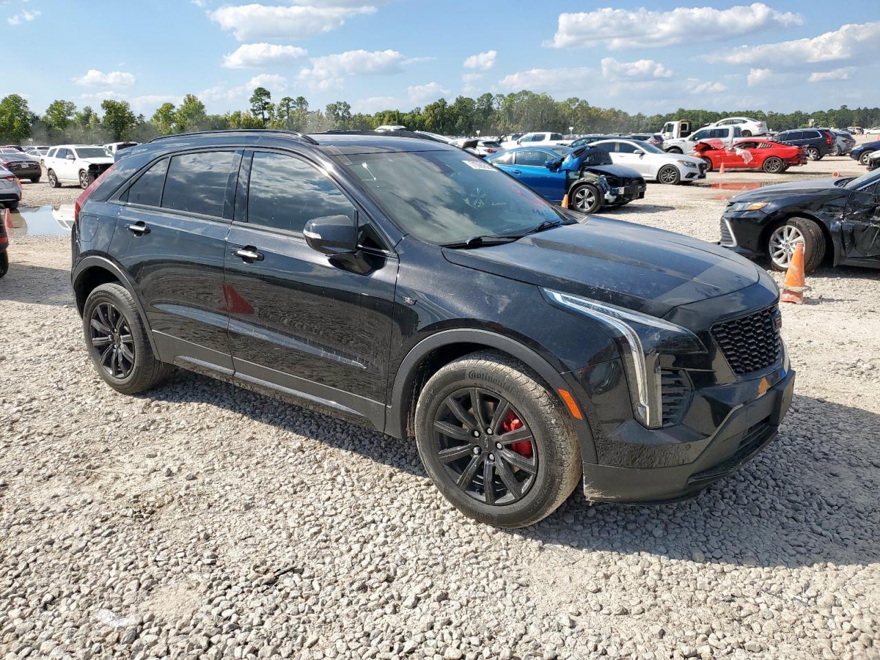 2021 Cadillac Xt4 Premium Luxury - Image 4