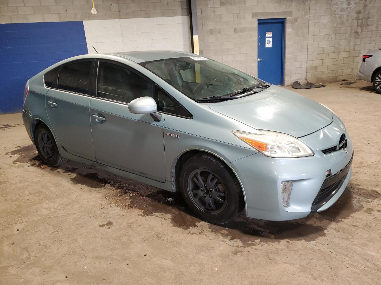 2012 Toyota Prius - Фото 4